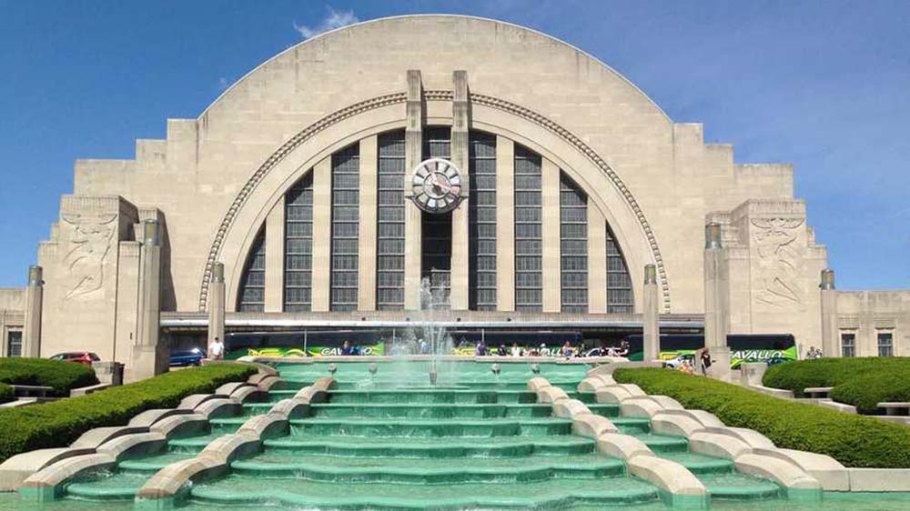 eruse the exhibits at the Cincinnati Museum Center during your nursing stay in Ohio