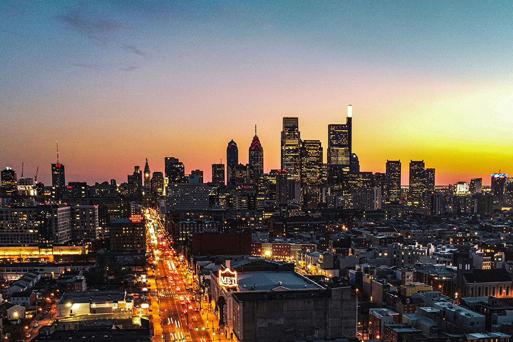 Travel Nursing Jobs in Pennsylvania: Metropolitan Philadelphia, Pennsylvania at dusk
